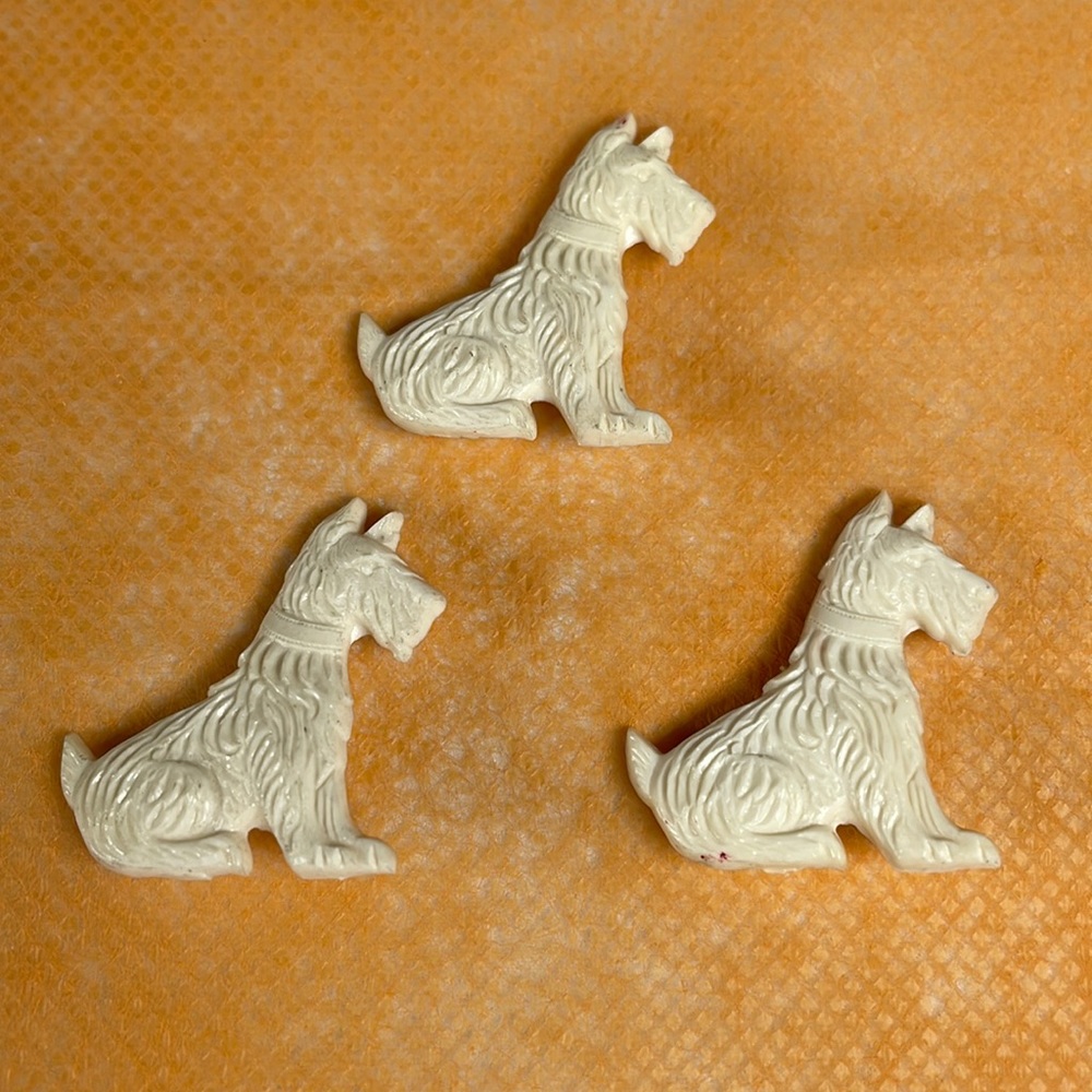 White Vintage Scotty Dog Buttons Set of 3